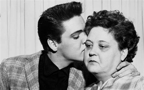 pictures of elvis when his mom died|The Elvis Presley photo that broke the worlds heart